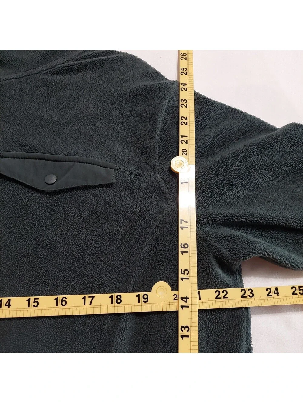 32 Degrees Heat Men's XL Black Fleece Pullover with Snap Button Collar and Chest